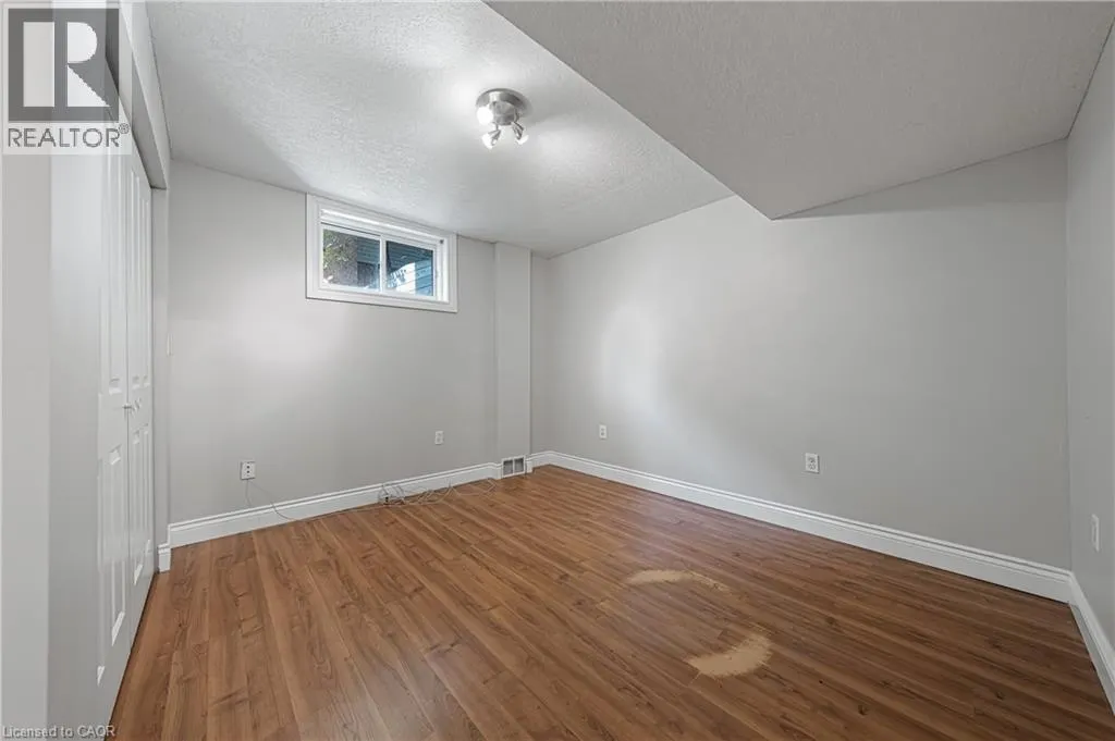 368 CAVENDISH Drive
