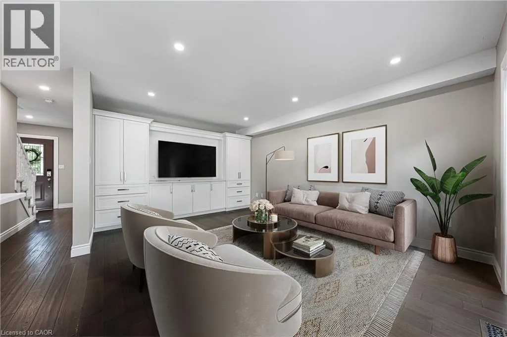 368 CAVENDISH Drive