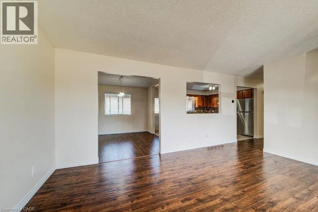 73 FALCON Drive