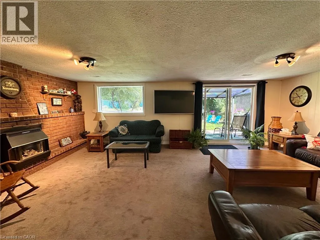 33 PINARD Street