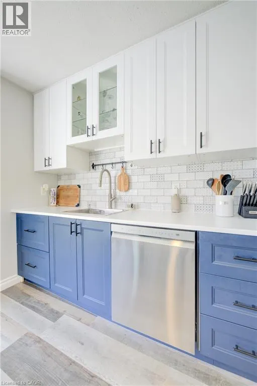 879 PARKINSON Road Unit# 28, #28