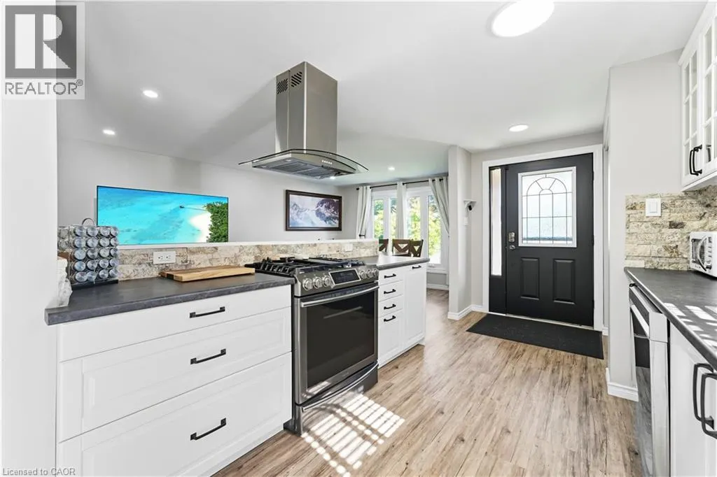 117 NORTHLAKE Drive Unit# A, #A