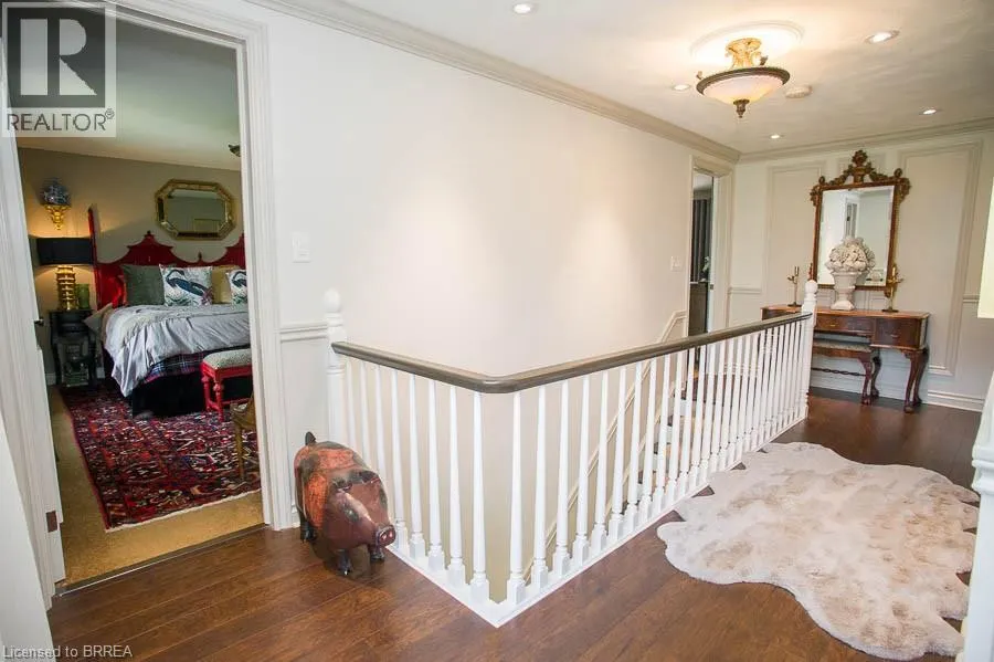 92 HIGHLAND Drive