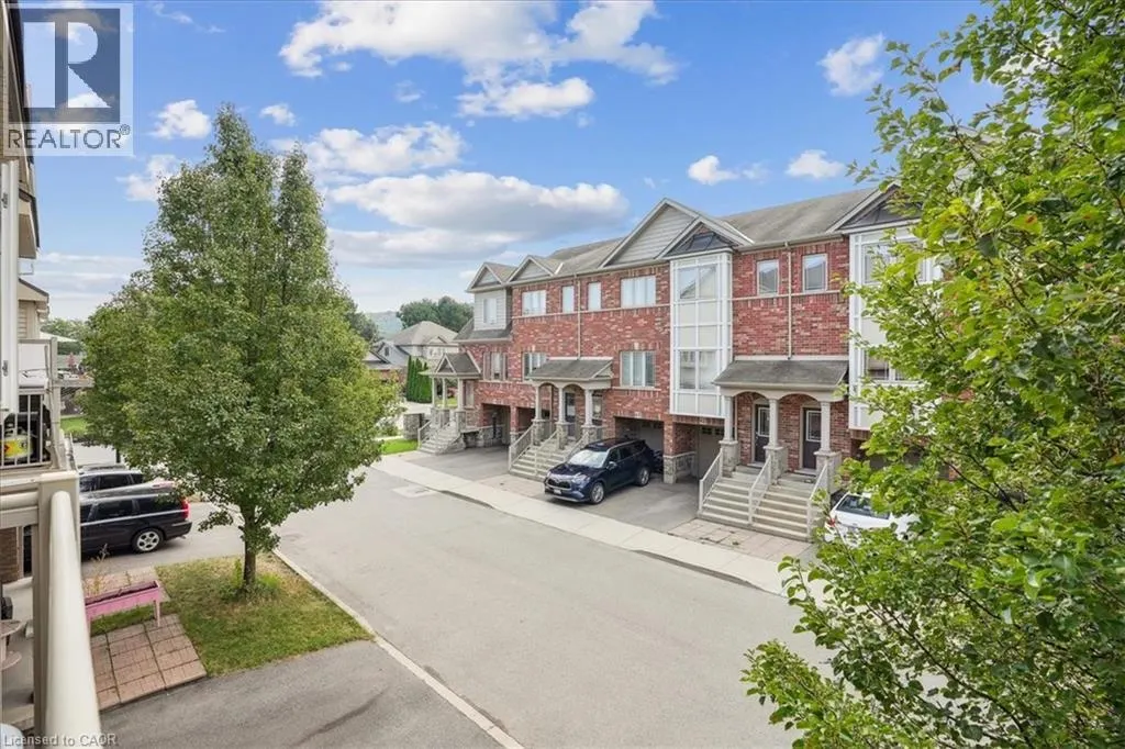 6 CHESTNUT DRIVE Drive Unit# 69, #69