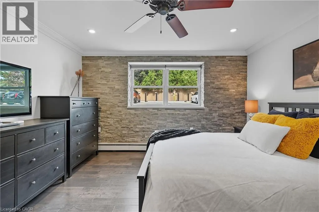 1377 LAKESHORE Road Unit# 104, #104