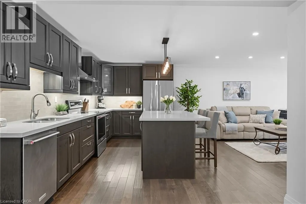 1377 LAKESHORE Road Unit# 104, #104