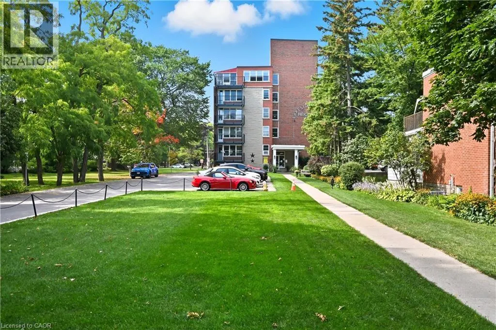 1377 LAKESHORE Road Unit# 104, #104