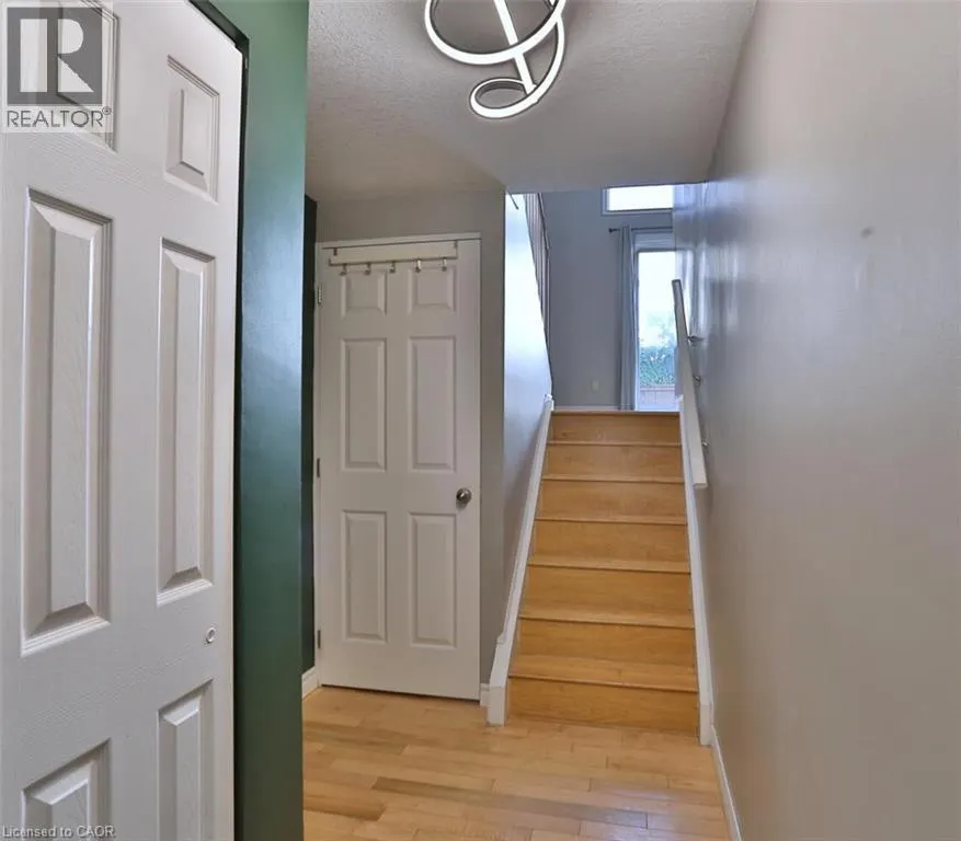 1085 QUEENS Boulevard Unit# 6, #6