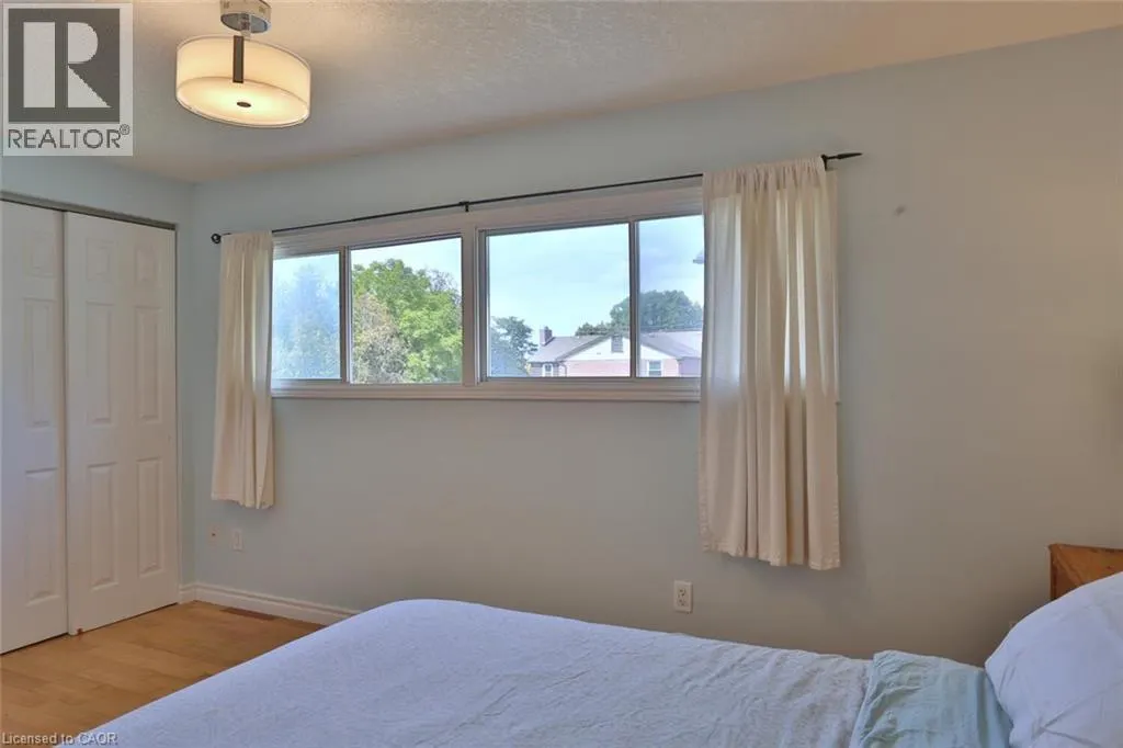 1085 QUEENS Boulevard Unit# 6, #6