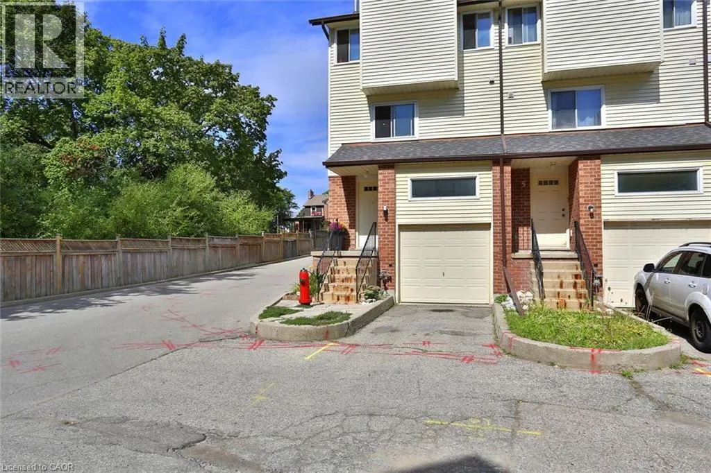 1085 QUEENS Boulevard Unit# 6, #6