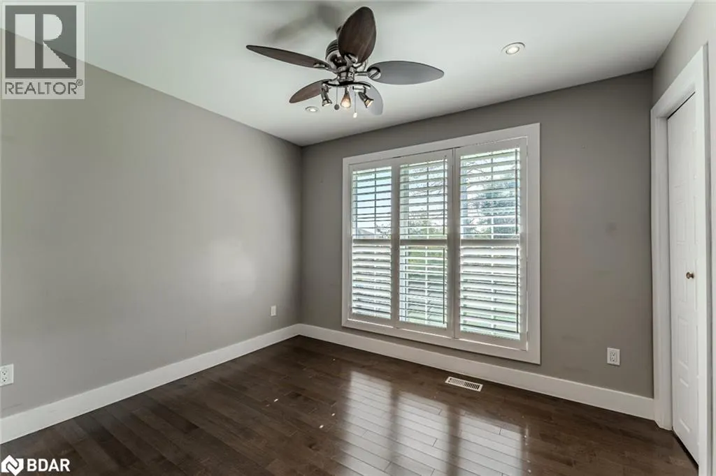 385 EDGEHILL Drive Unit# Upper, #Upper