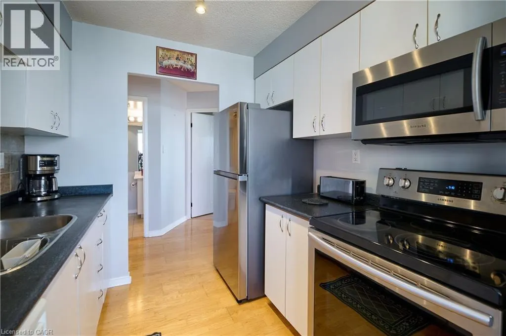 3227 KING Street Unit# 909, #909