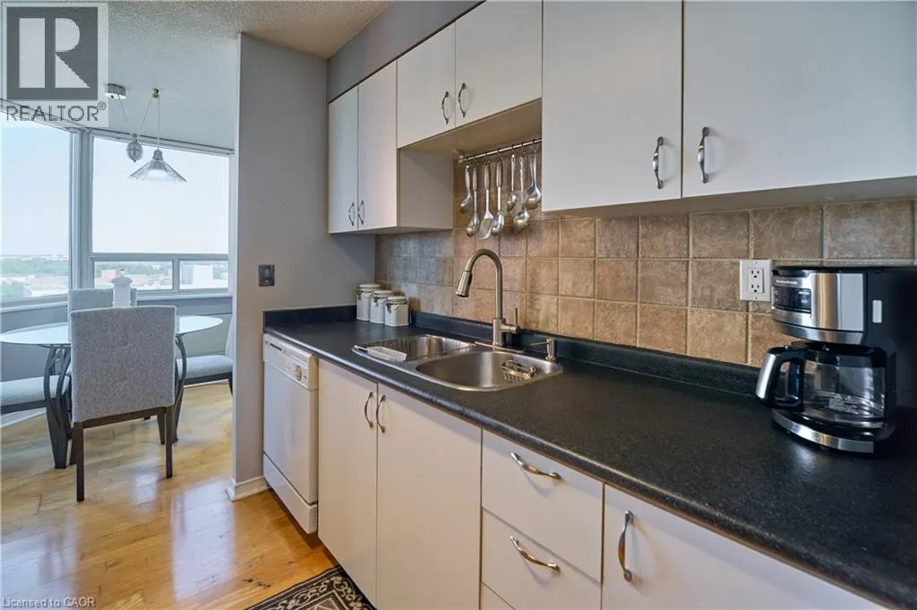 3227 KING Street Unit# 909, #909