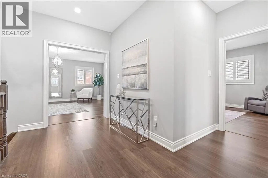 107 AVANTI Crescent