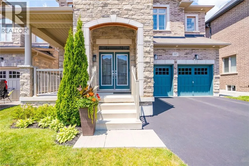 107 AVANTI Crescent