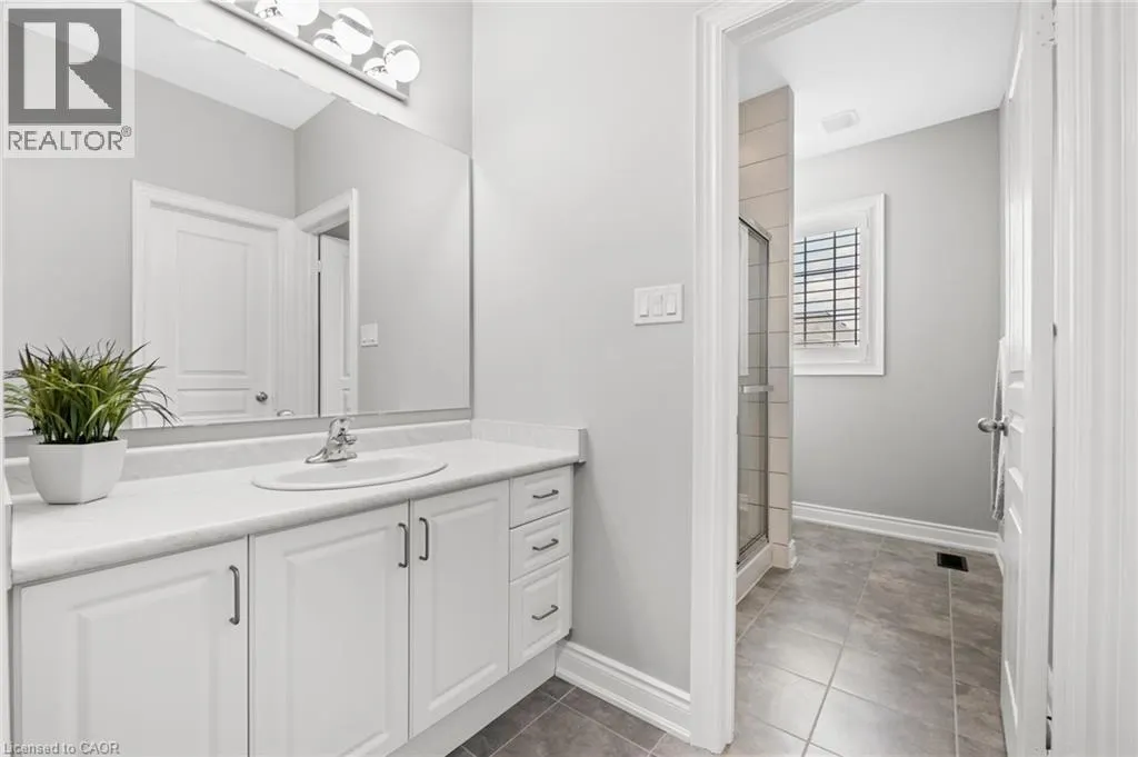 107 AVANTI Crescent