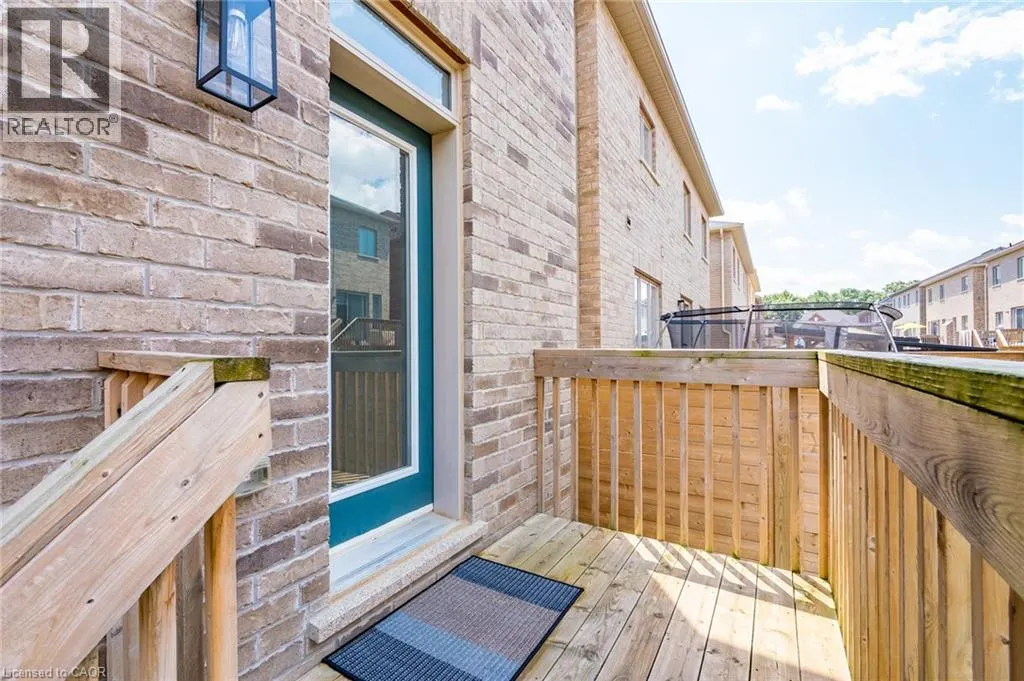 107 AVANTI Crescent