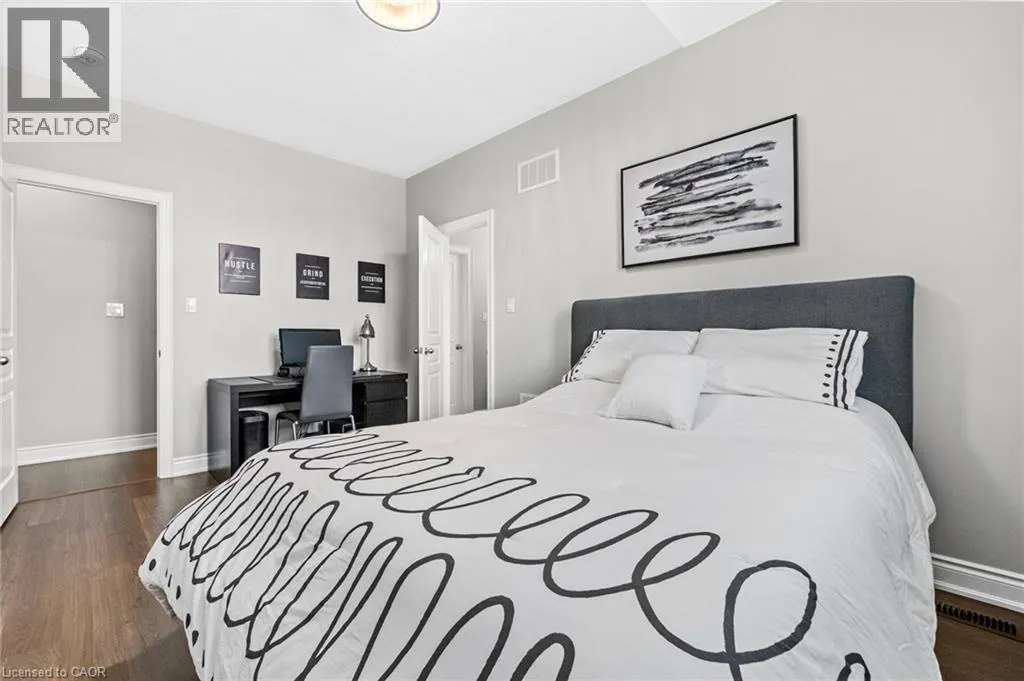 107 AVANTI Crescent