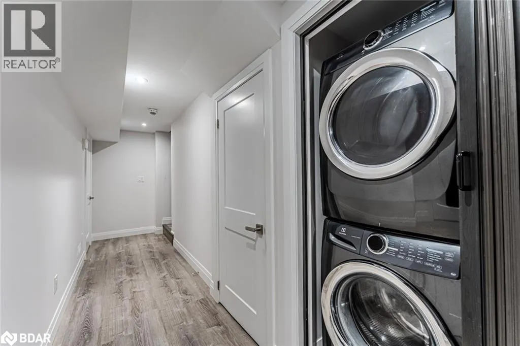 17 WAGNER Crescent Unit# Lower, #Lower