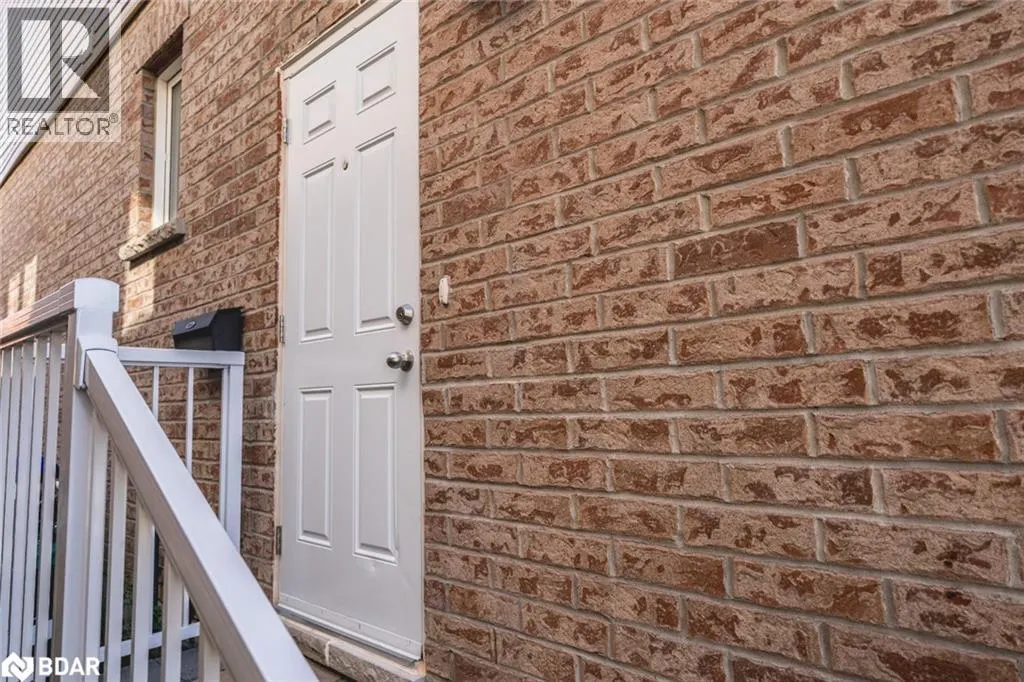 17 WAGNER Crescent Unit# Lower, #Lower