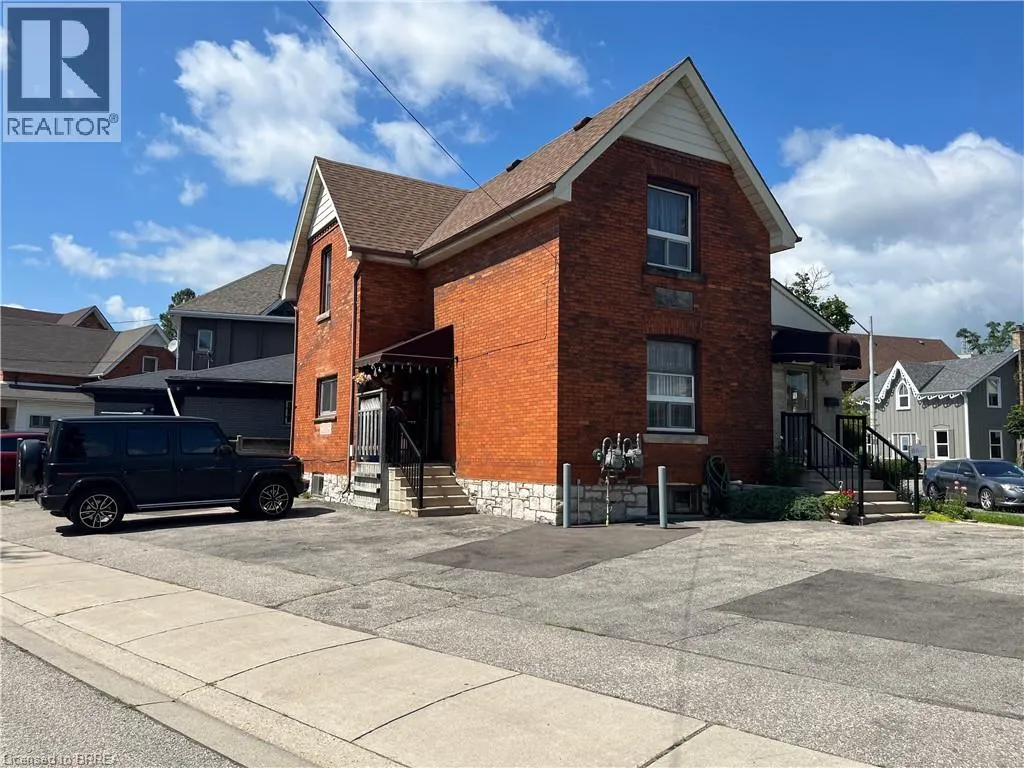 266 BRANT Avenue