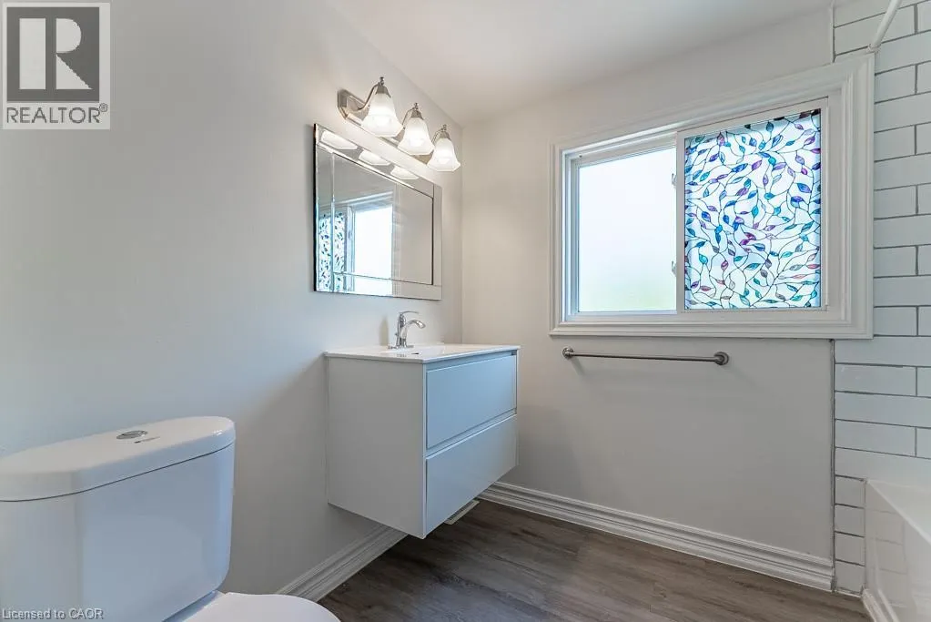 250 MONTMORENCY Drive Unit# 211, #211