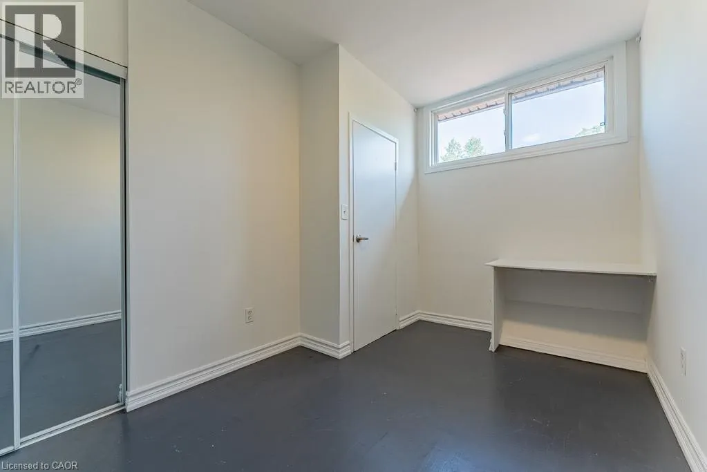 250 MONTMORENCY Drive Unit# 211, #211