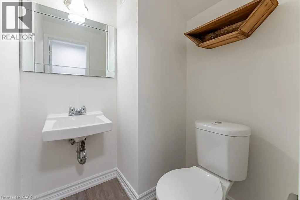 250 MONTMORENCY Drive Unit# 211, #211