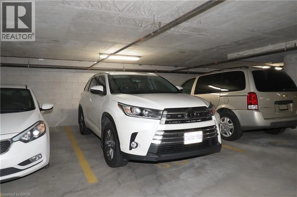 191 KING Street S Unit# 402, #402