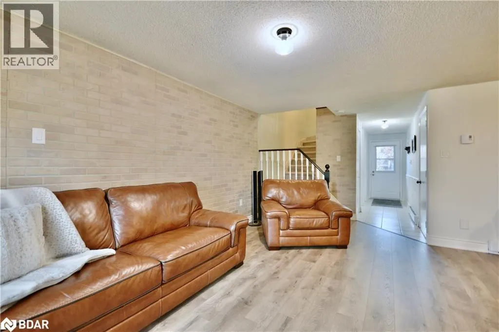 11 PHEASANT Trail