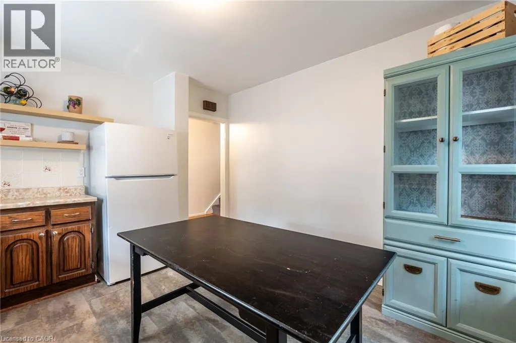 8 BEAUCOURT Place
