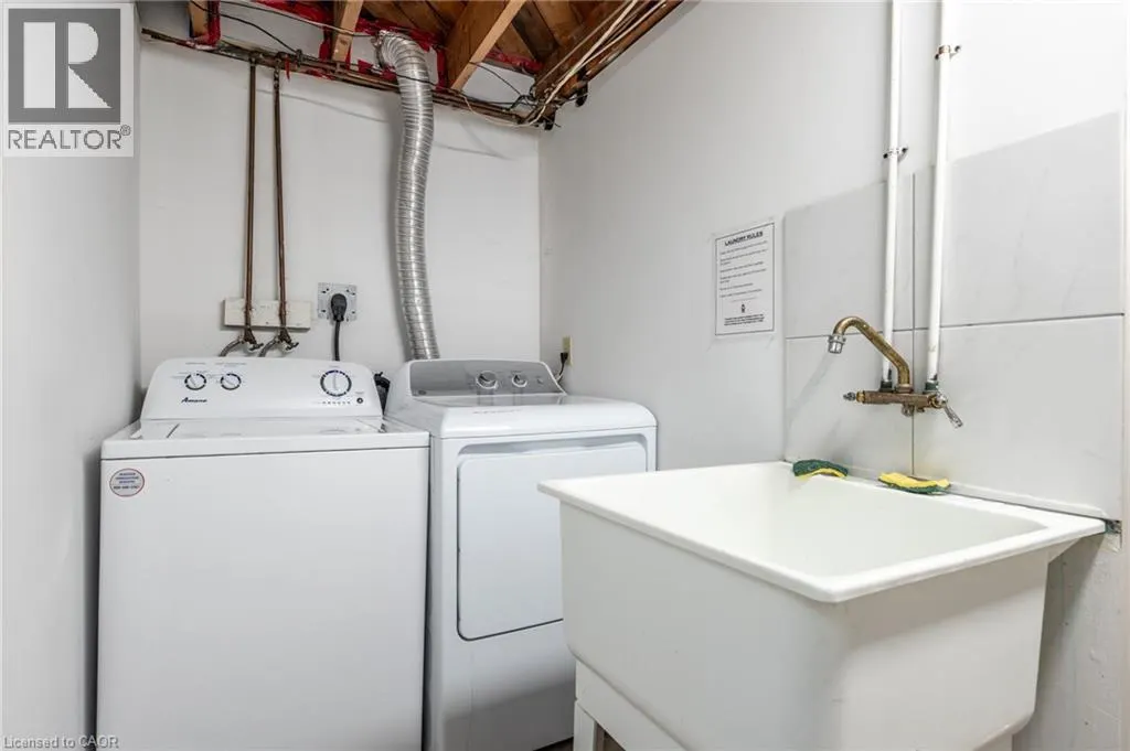 8 BEAUCOURT Place