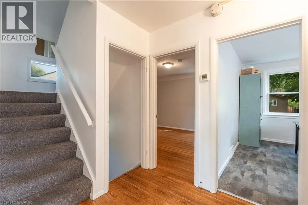 8 BEAUCOURT Place