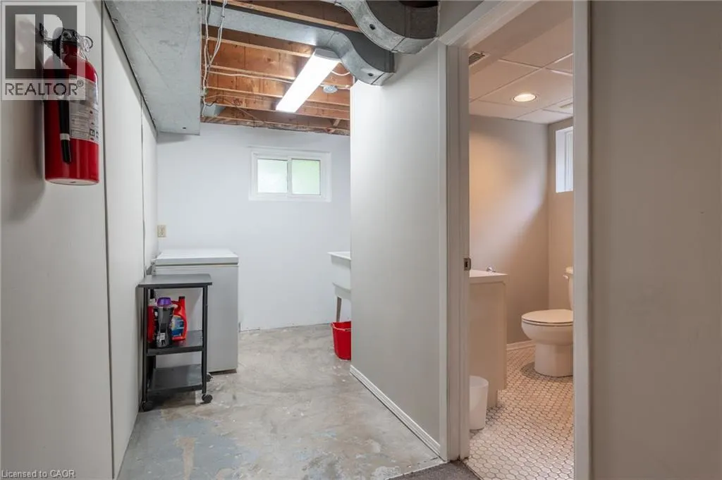 8 BEAUCOURT Place