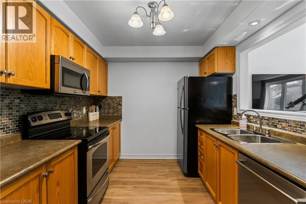 124 COLLEGE Street Unit# 7, #7