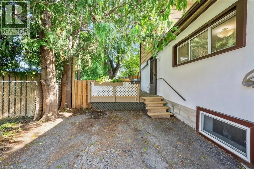 321 VINE Street