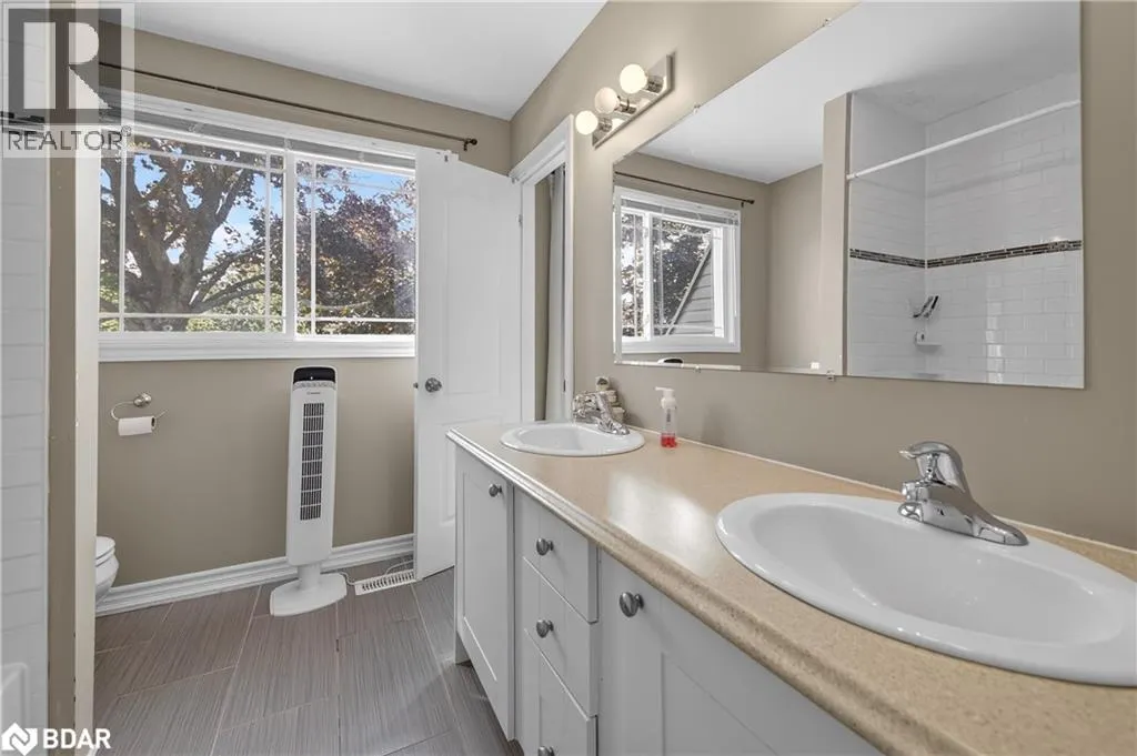 12 LANKIN Boulevard Unit# 36, #36