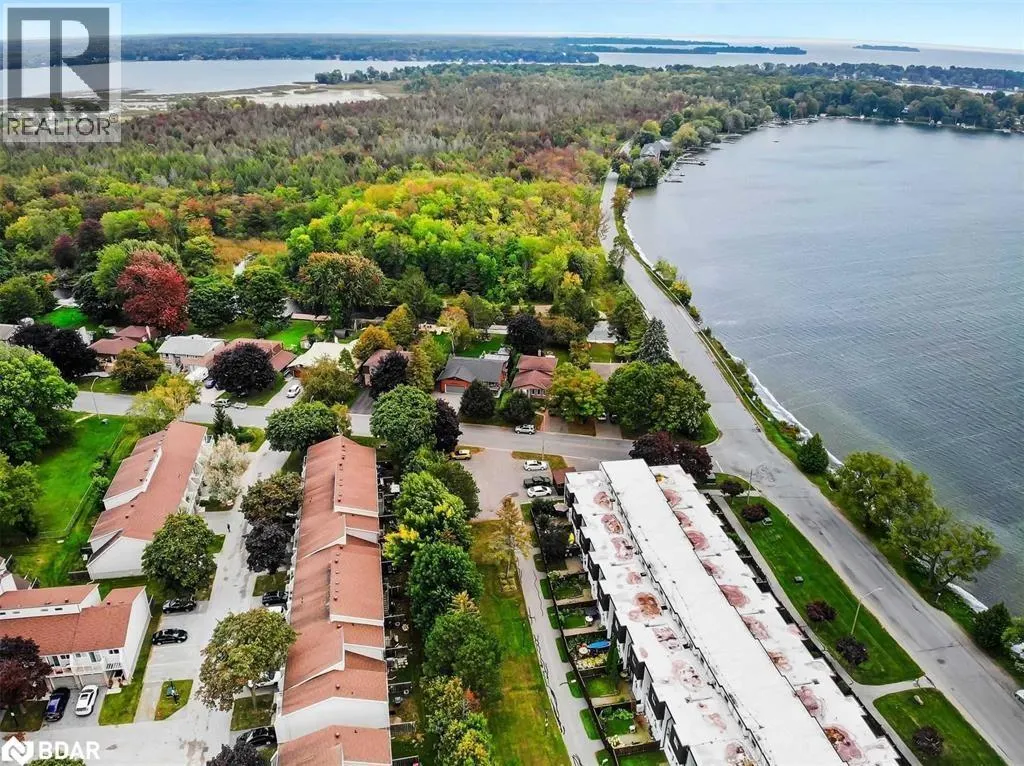 12 LANKIN Boulevard Unit# 36, #36