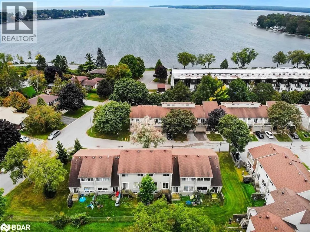 12 LANKIN Boulevard Unit# 36, #36
