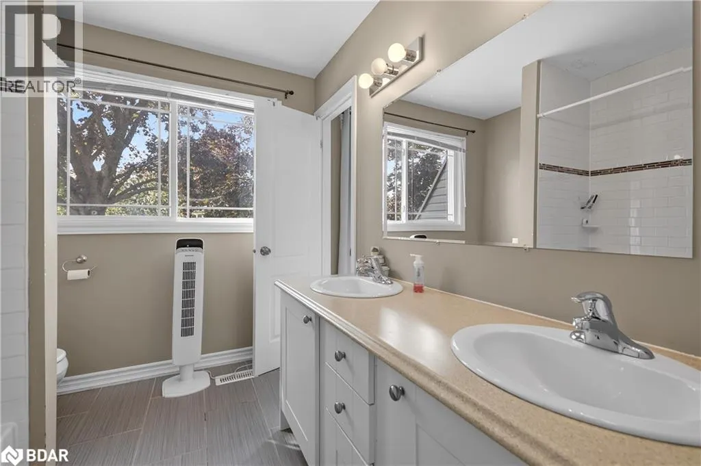 12 LANKIN Boulevard Unit# 36, #36
