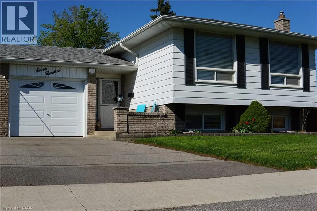 700 WOODVIEW Road