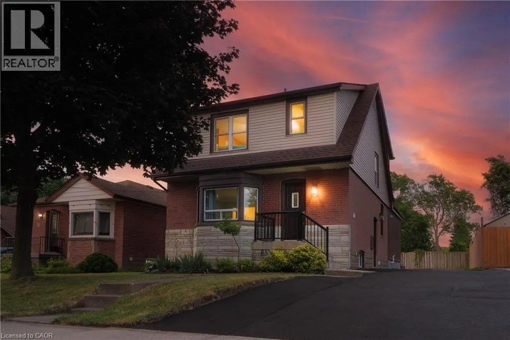 39 CLOVERHILL Road