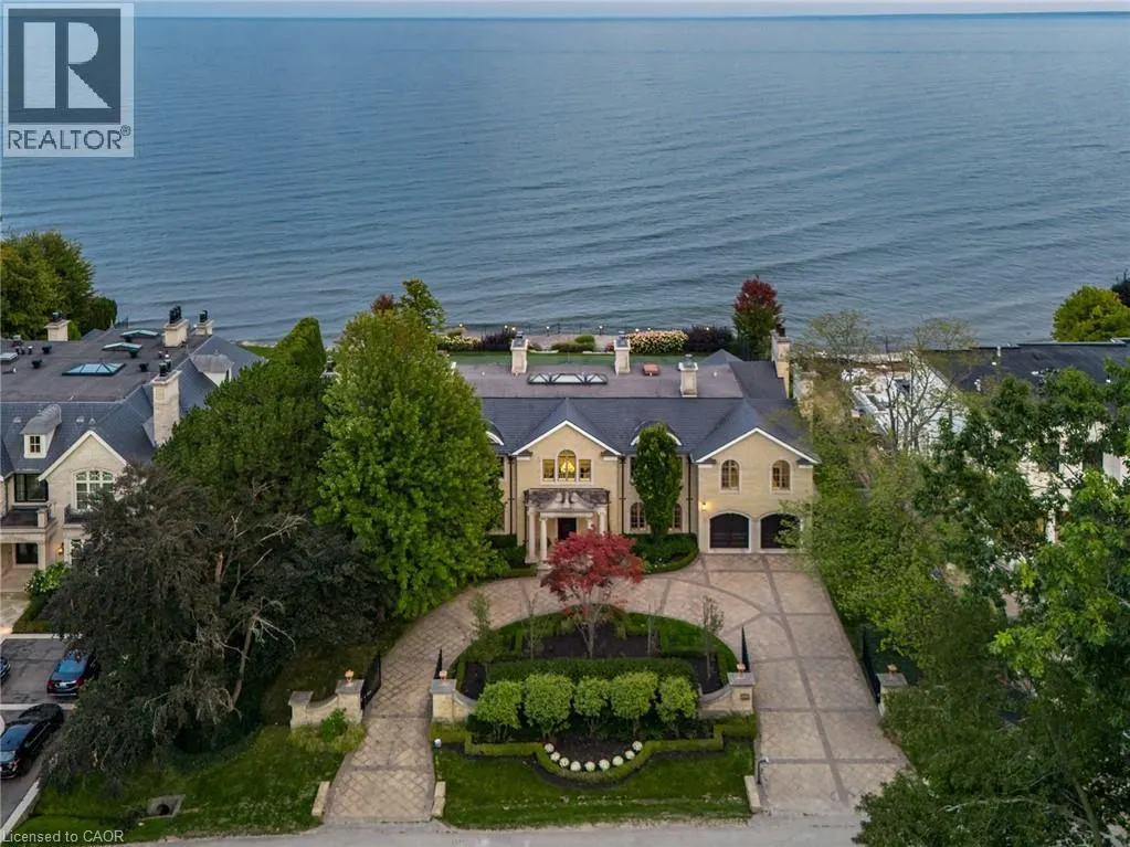 1092 ARGYLE Drive