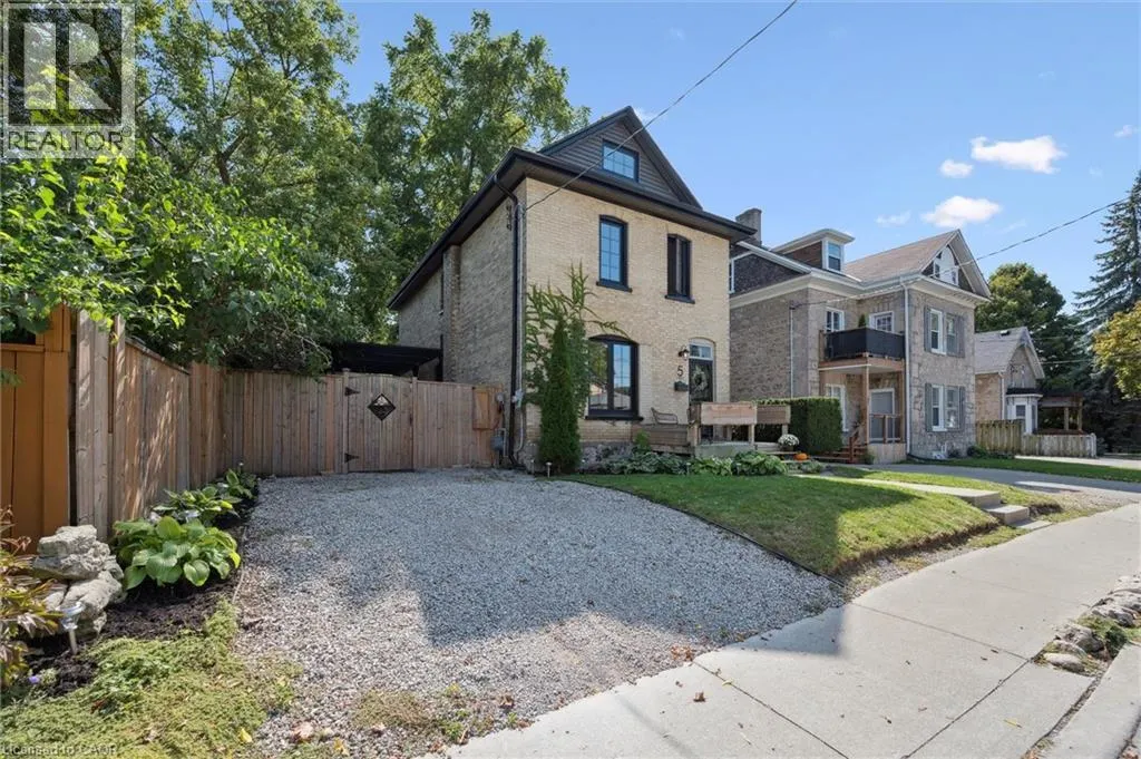 5 CROMBIE Street