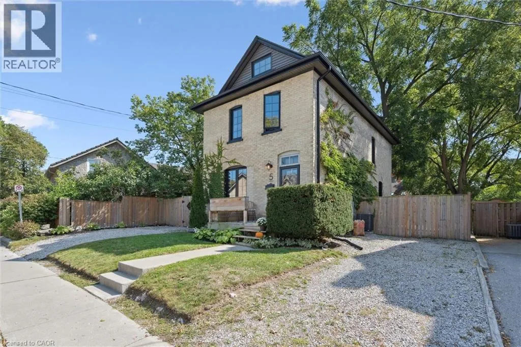 5 CROMBIE Street