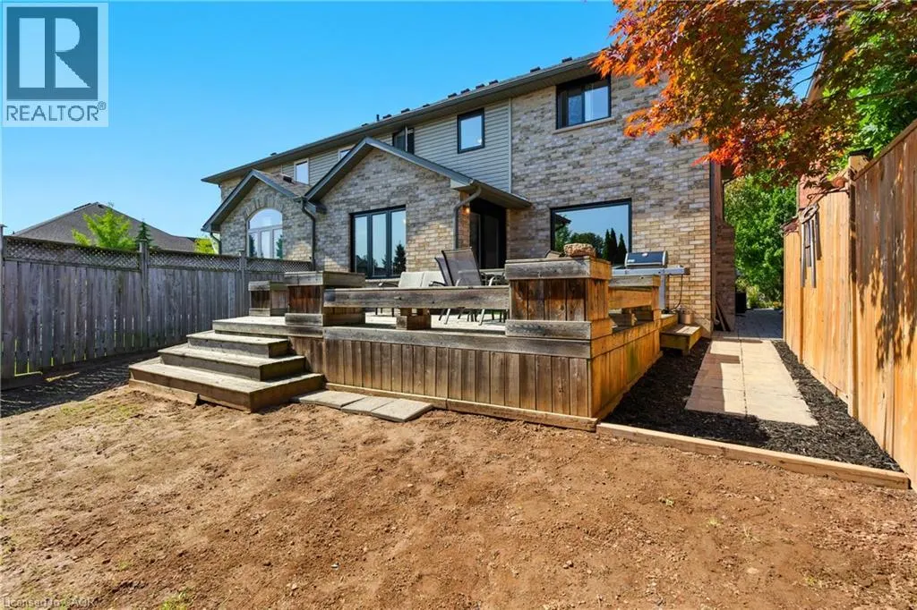 516 SANDCHERRY Drive