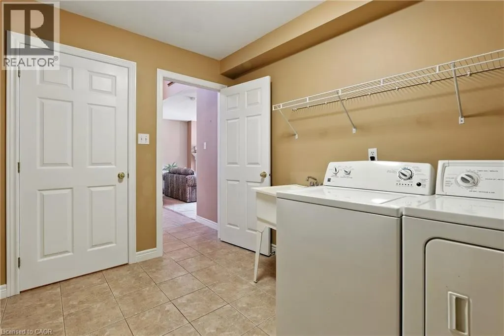 516 SANDCHERRY Drive