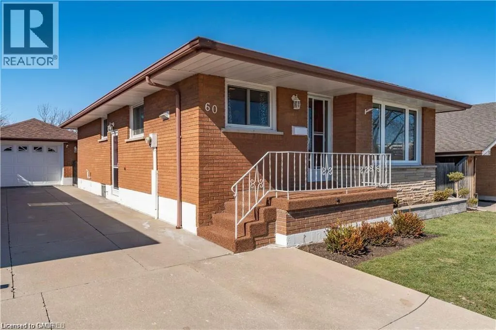 60 CHAMPLAIN Avenue Unit# Main Floor, #Main Floor