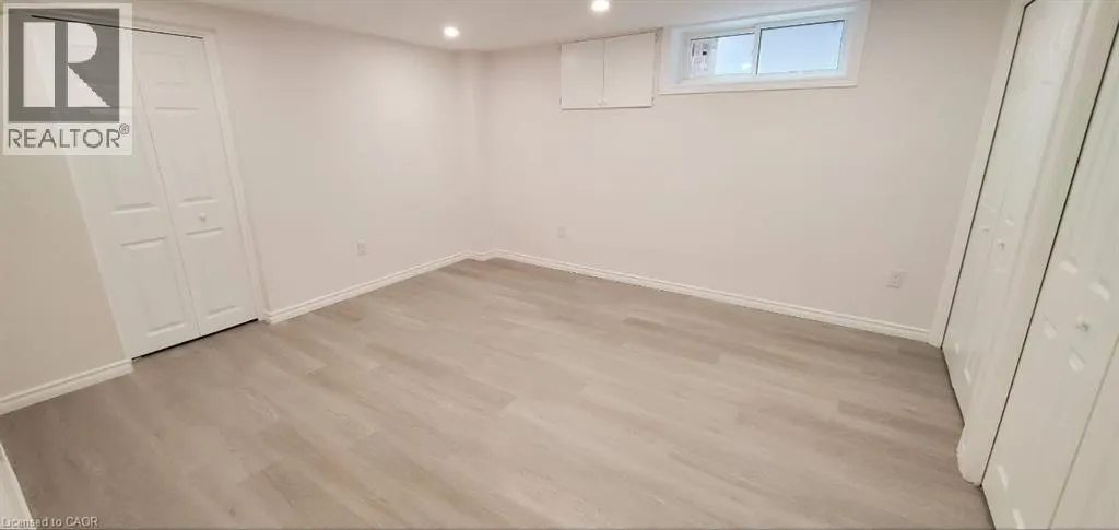 60 CHAMPLAIN Avenue Unit# Main Floor, #Main Floor