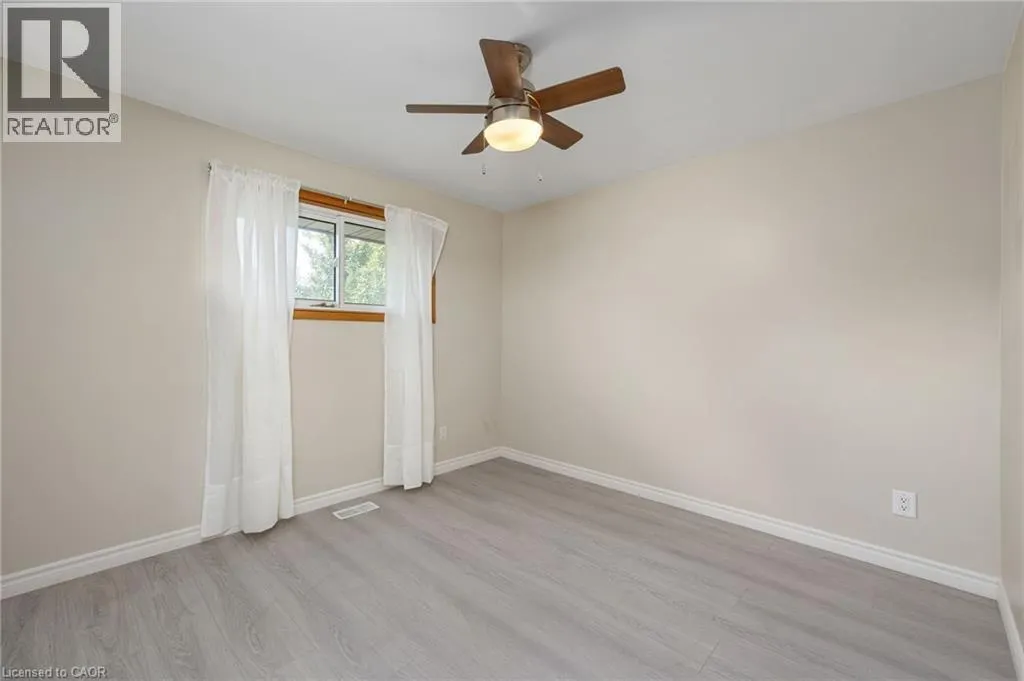 60 CHAMPLAIN Avenue Unit# Main Floor, #Main Floor